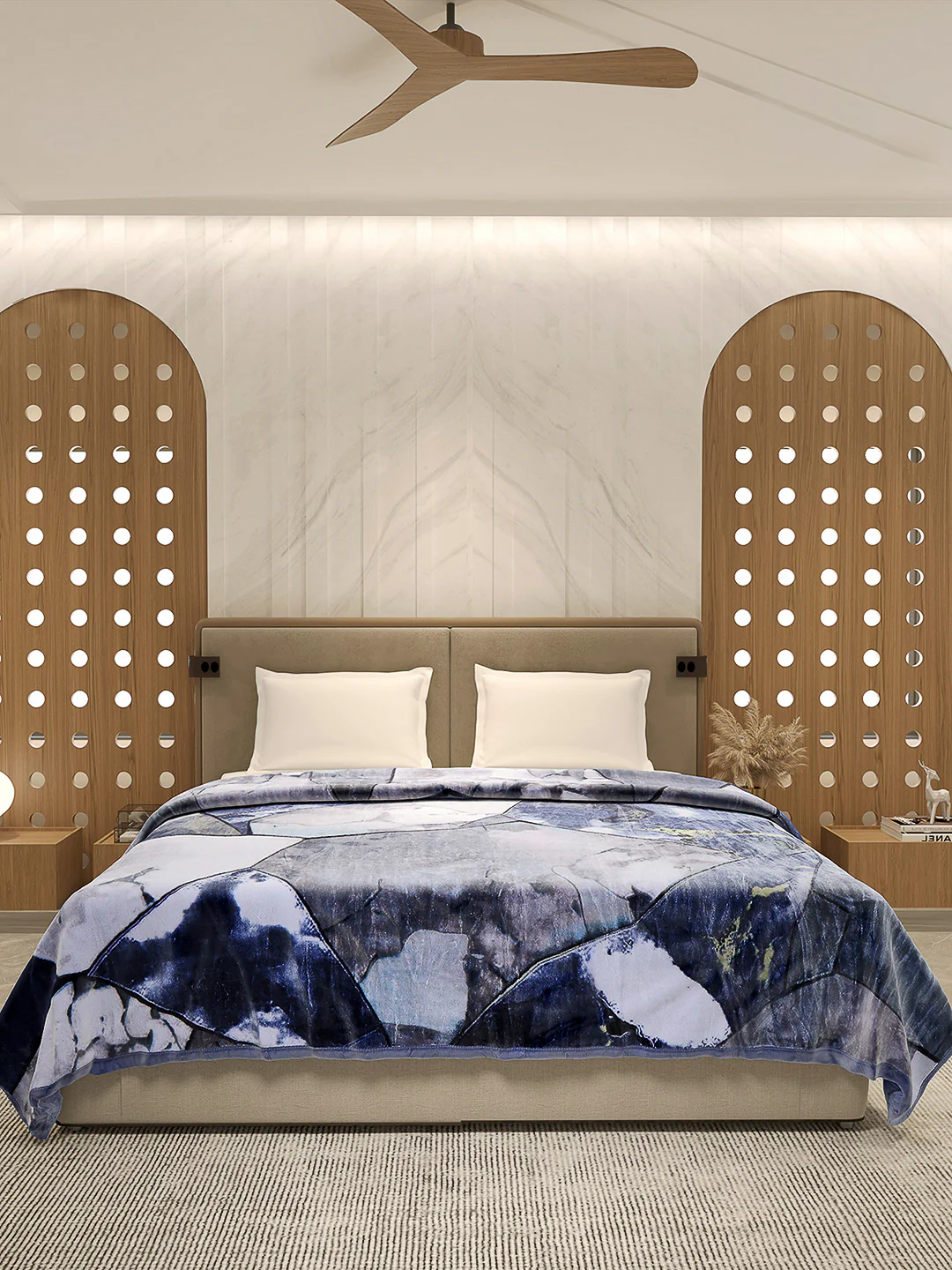 Printed Double Bed Blanket 1 Ply, 550 GSM, 2.9 kg (Roman) - Image 2