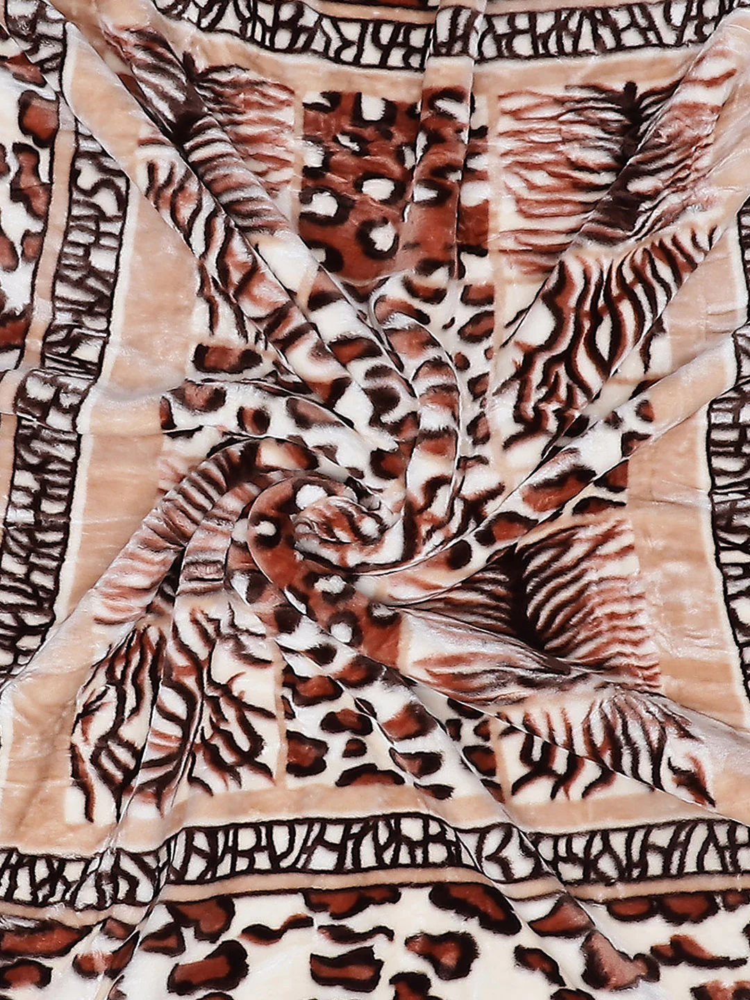 Printed Double Bed Reversible Blanket 2 Ply, 757 GSM, 4 kg (Super Star) - Image 10
