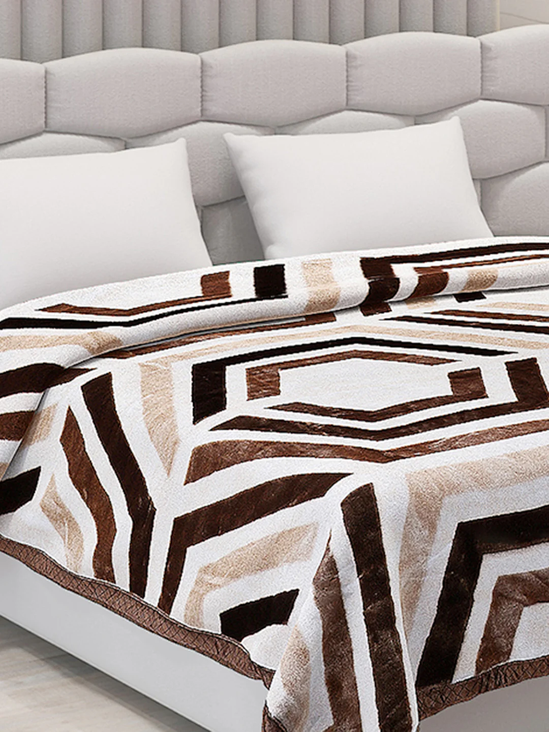 Printed Double Bed Blanket for Heavy Winter -2 Ply - Image 4