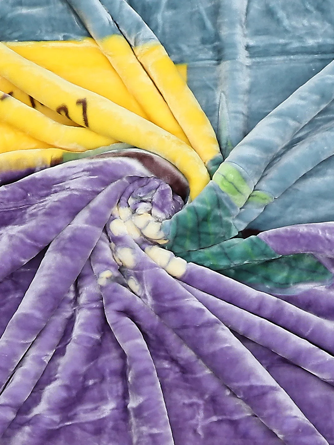 Printed Double Bed Blanket for Heavy Winter -2 Ply - Image 10