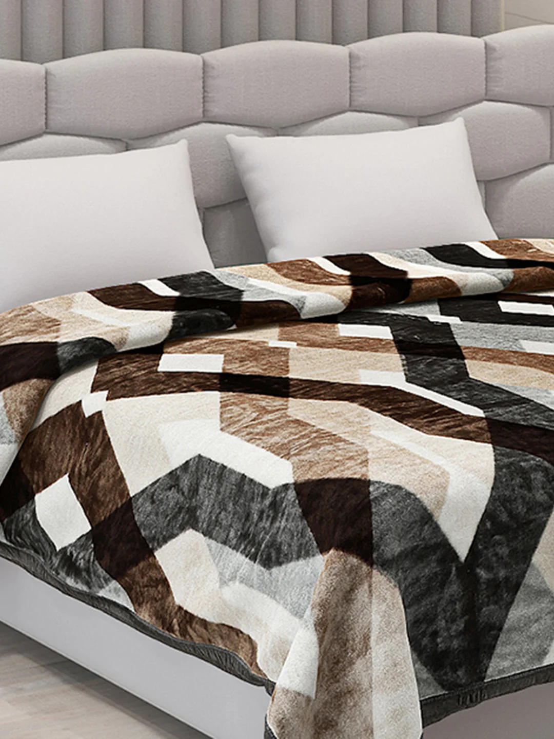 Printed Double Bed Blanket for Mild Winter -1 Ply - Image 4