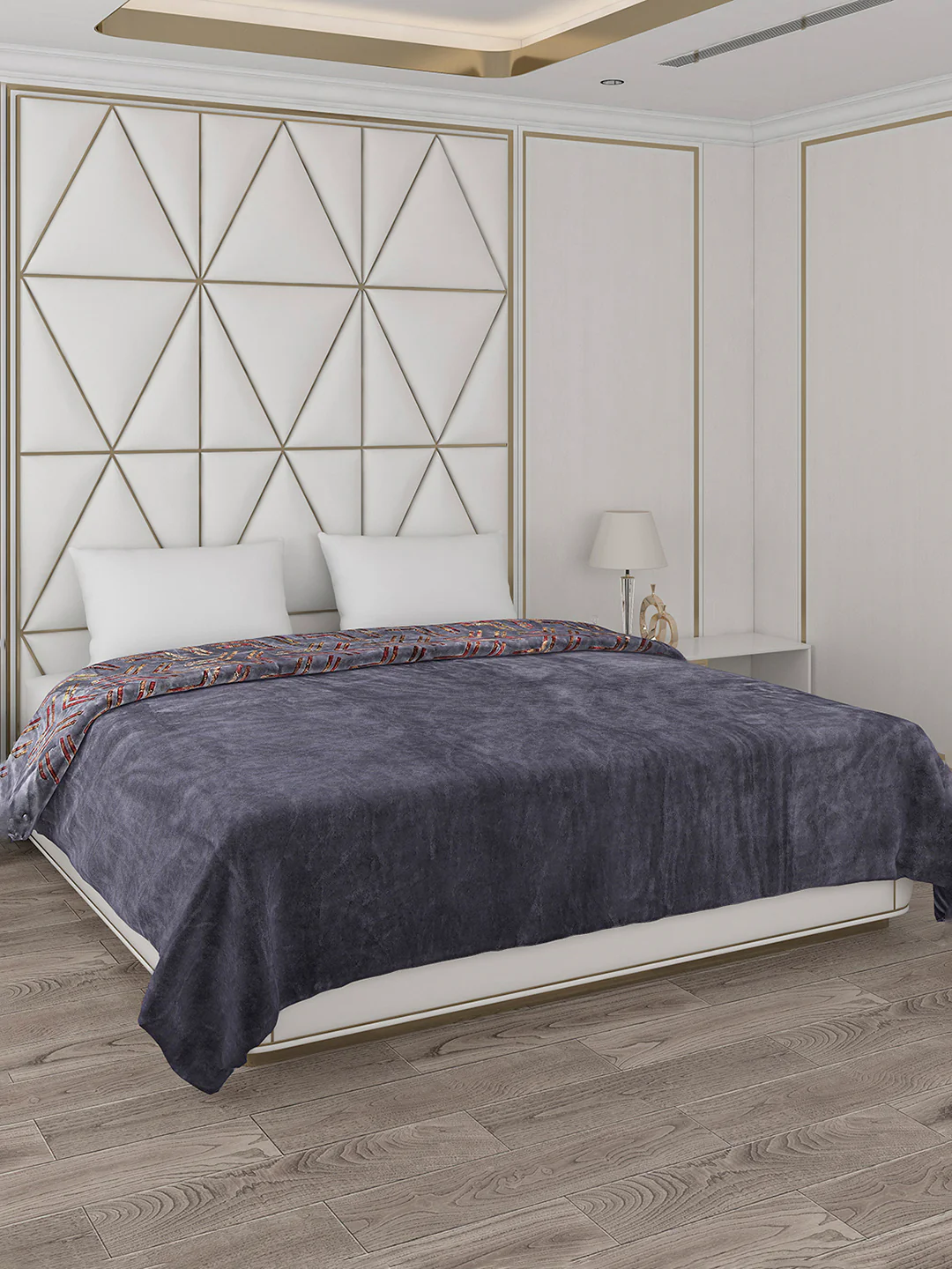 Printed Double Bed Blanket for Mild Winter -2 Ply - Image 5
