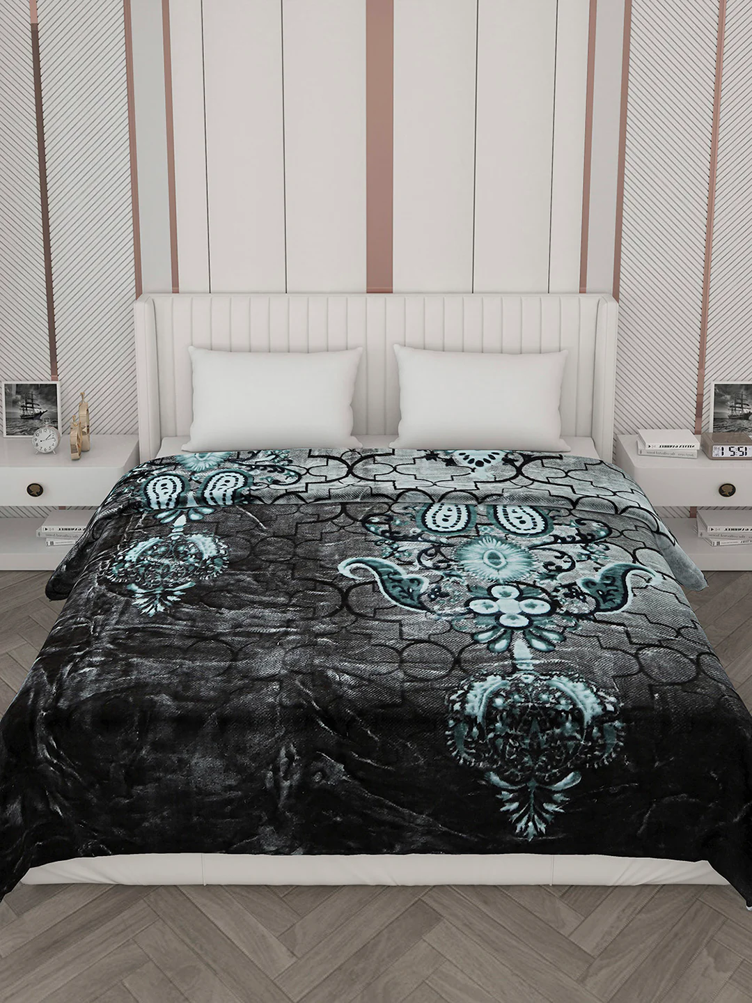 Printed Double Bed Blanket for Mild Winter -2 Ply - Image 3
