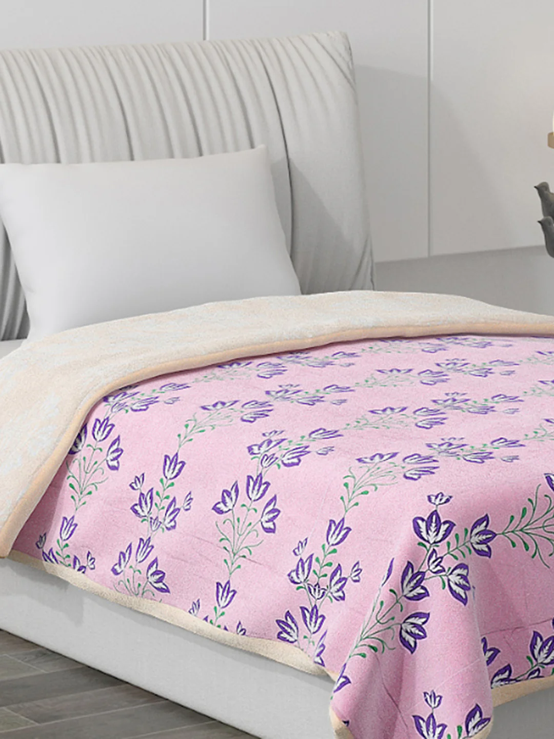 Printed Polyester Single Bed Comforter for AC Room - Image 7