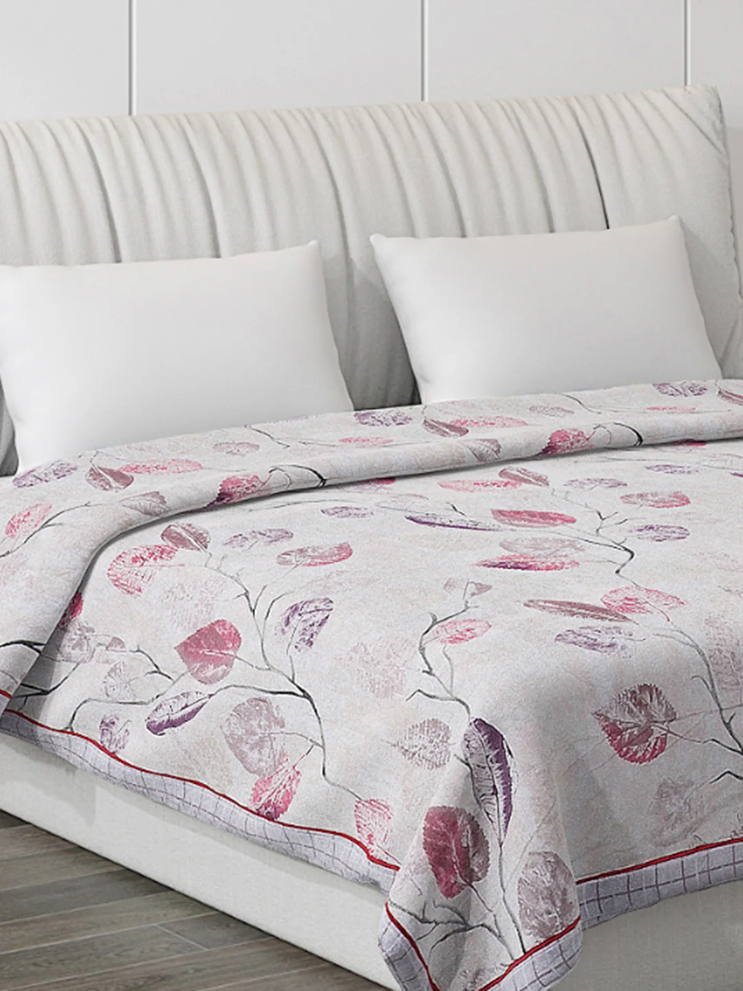 Printed Polyester Double Bed Comforter for AC Room - Image 4