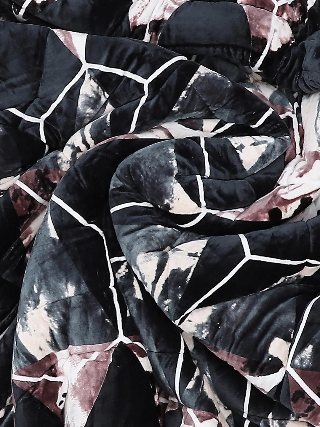 Printed Polyester Double Bed Comforter for Winter - Image 7