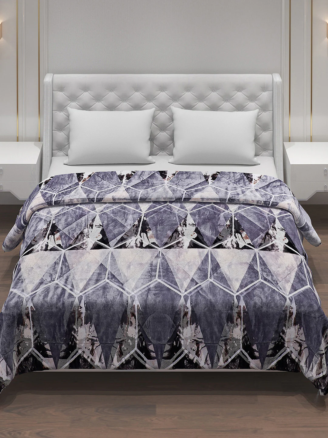 Printed Polyester Double Bed Comforter for Winter - Image 2