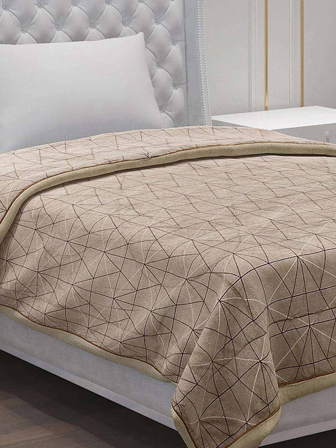 Printed Polyester Single Bed Comforter for AC Room - Image 4