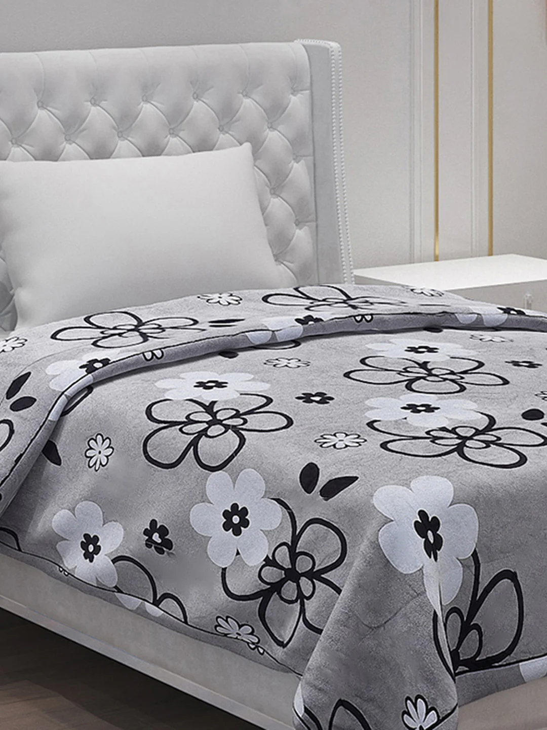 Printed Polyester Single Bed Comforter for AC Room - Image 4