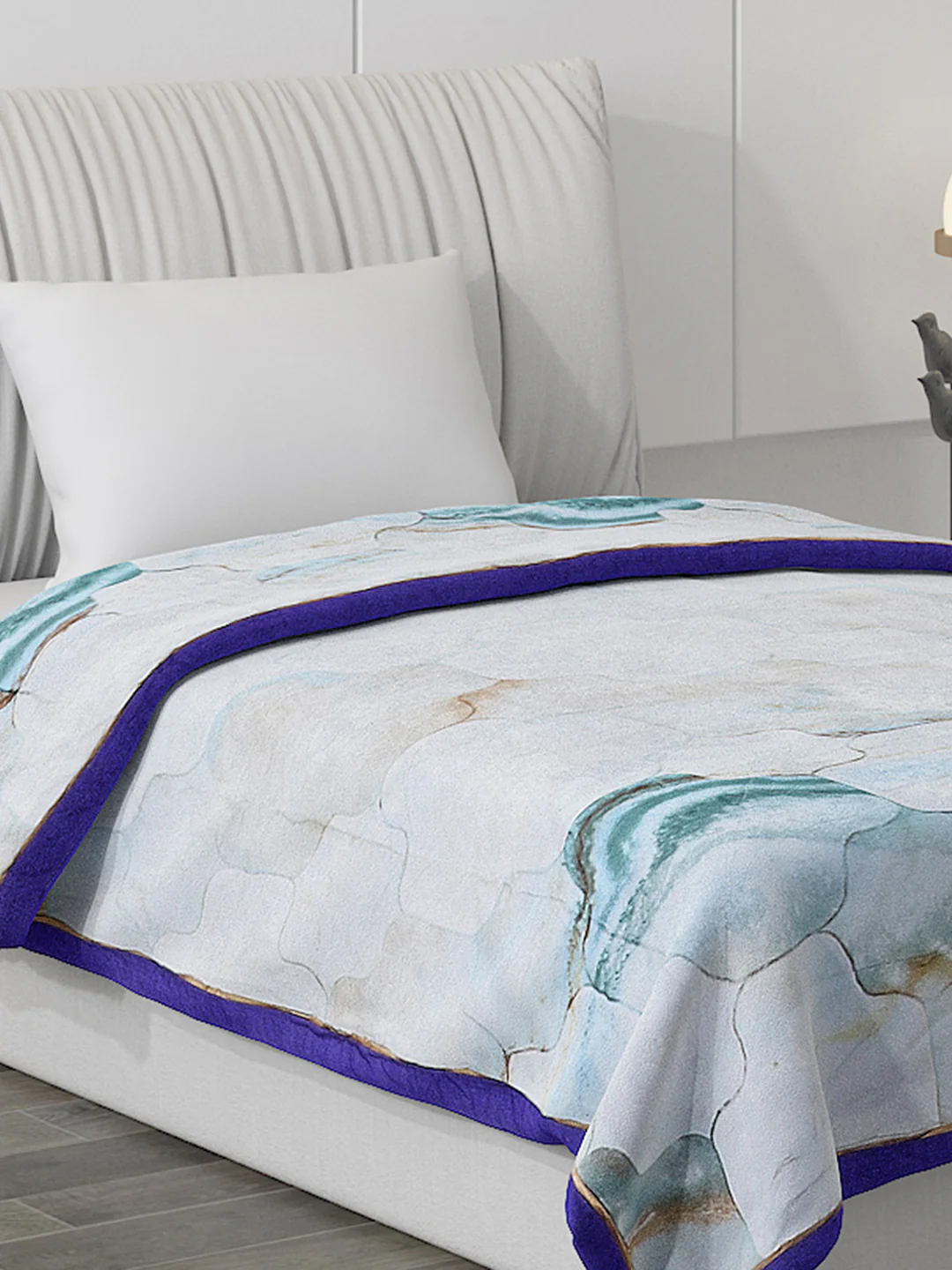Printed Polyester Single Bed Comforter for AC Room - Image 4