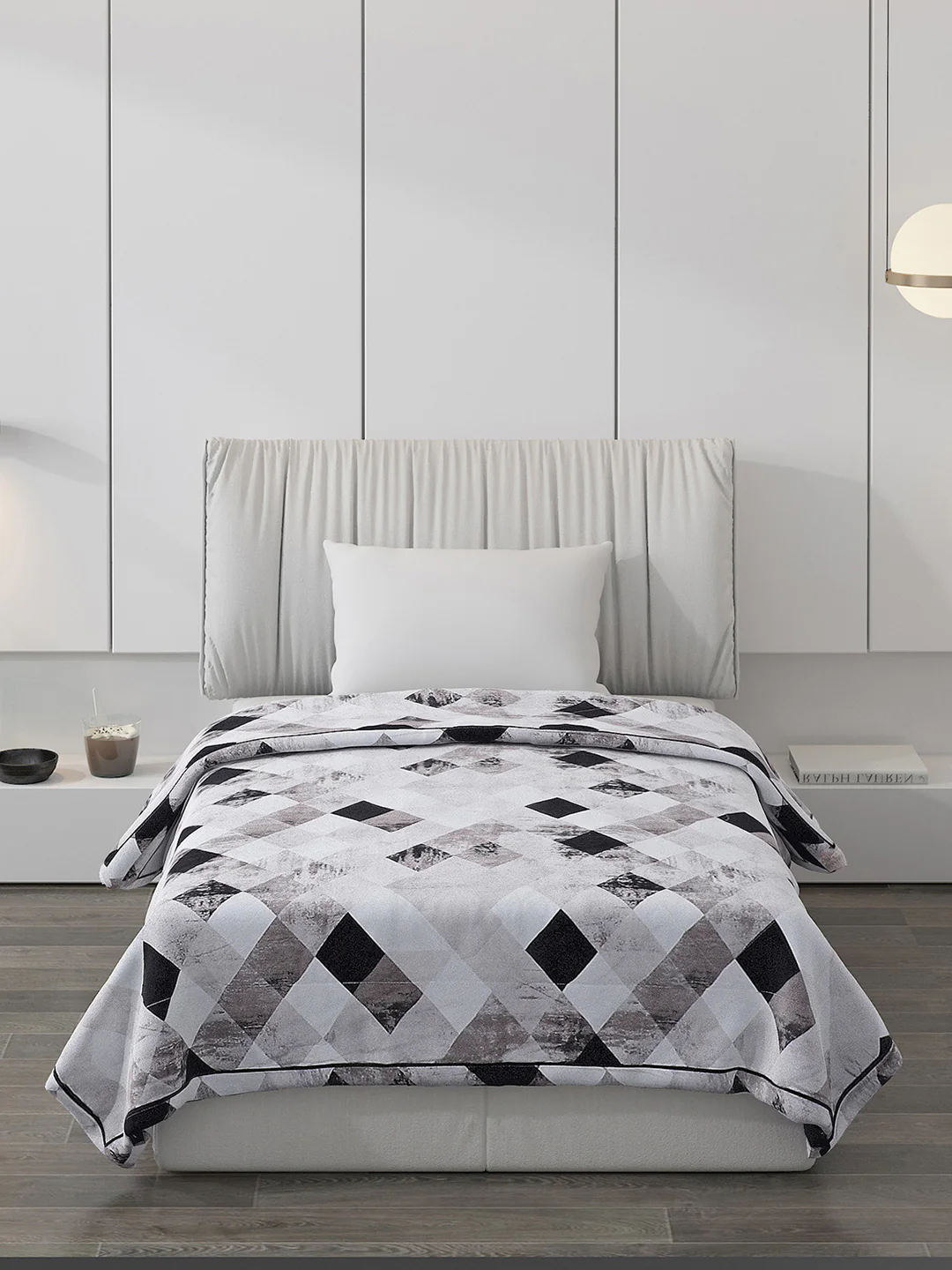 Printed Polyester Single Bed Comforter for AC Room - Image 3