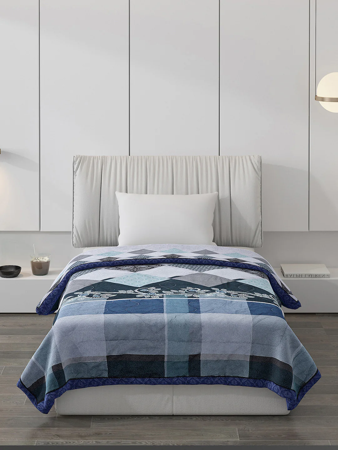 Printed Polyester Single Bed Comforter for AC Room - Image 3