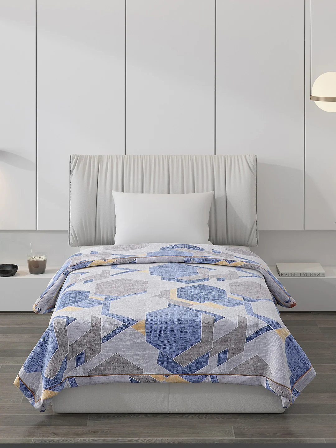 Printed Polyester Single Bed Comforter for AC Room - Image 3