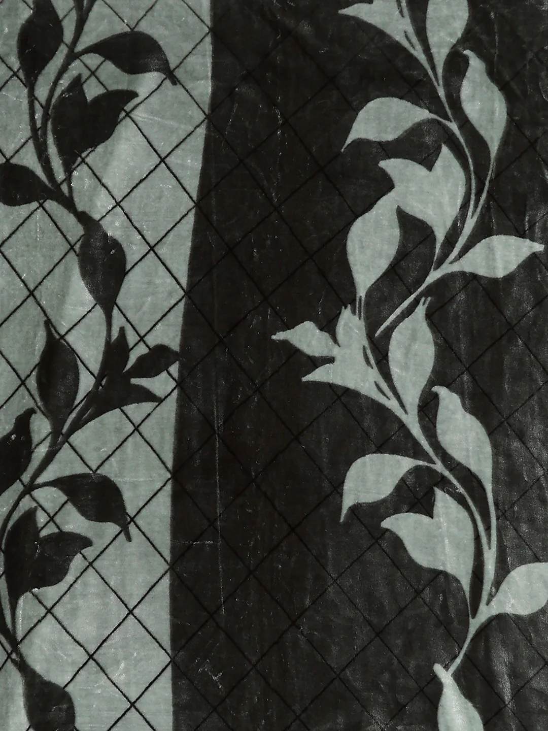 Printed Single Bed 2 Ply, 895 GSM Blanket for Heavy Winter - (Lavish Pvc) - Image 6