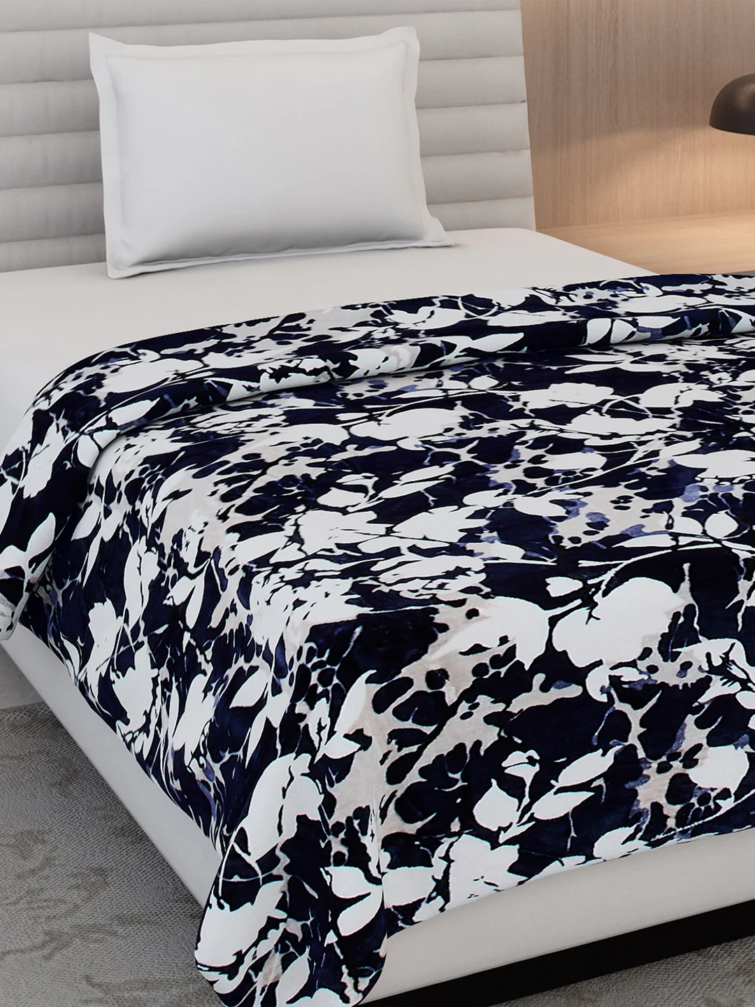 Printed Single Bed 300 GSM Blanket for AC Room - (Blubell) - Image 4