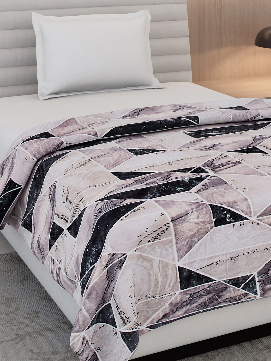 Printed Single Bed 300 GSM Blanket for AC Room - (Blubell) - Image 4
