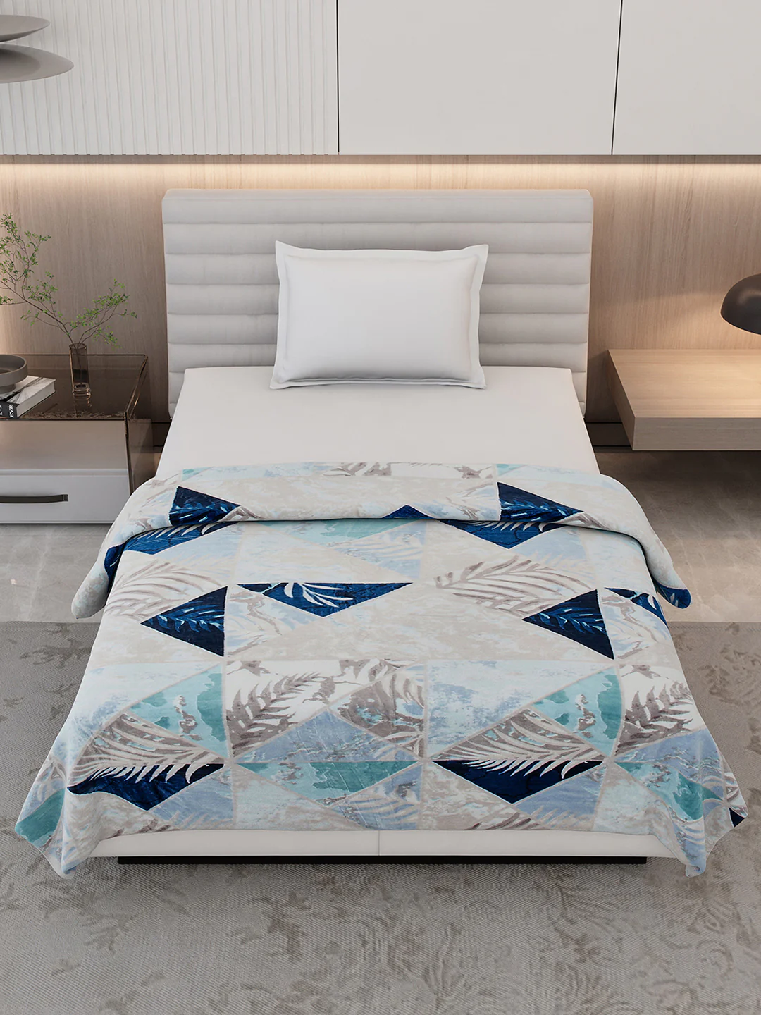 Printed Single Bed 300 GSM Blanket for AC Room - (Legacy) - Image 2