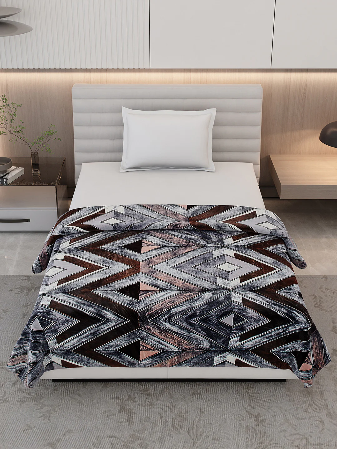 Printed Single Bed 300 GSM Blanket for AC Room - (Legacy) - Image 2