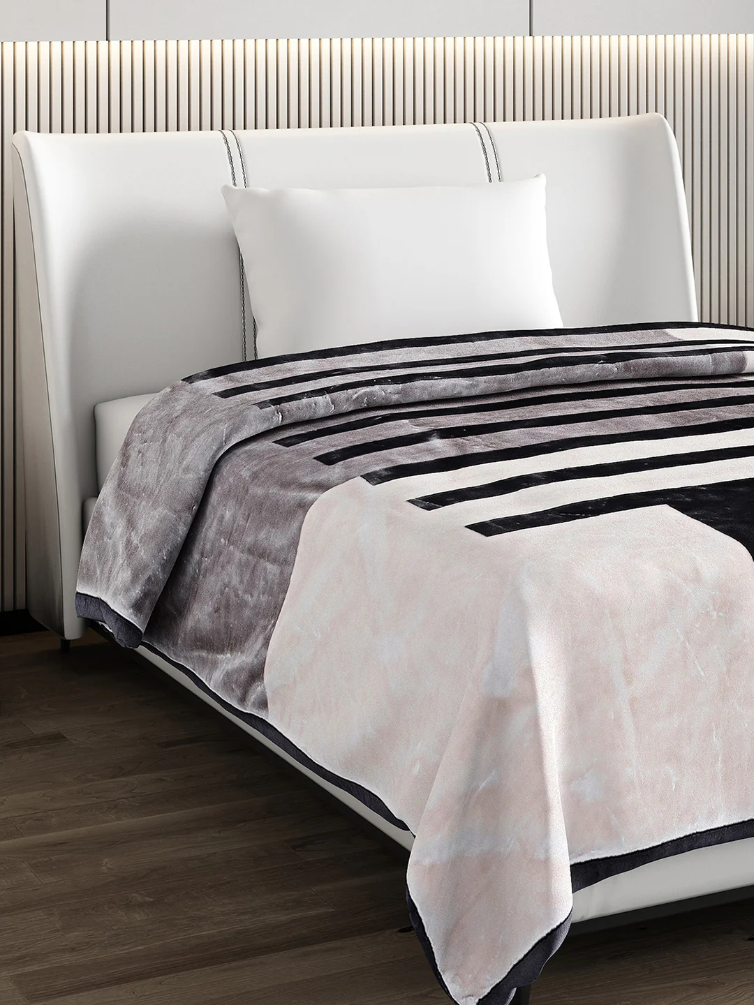 Printed Single Bed 951 GSM Blanket Haze 3 Ply (Weight 3.35 kg)