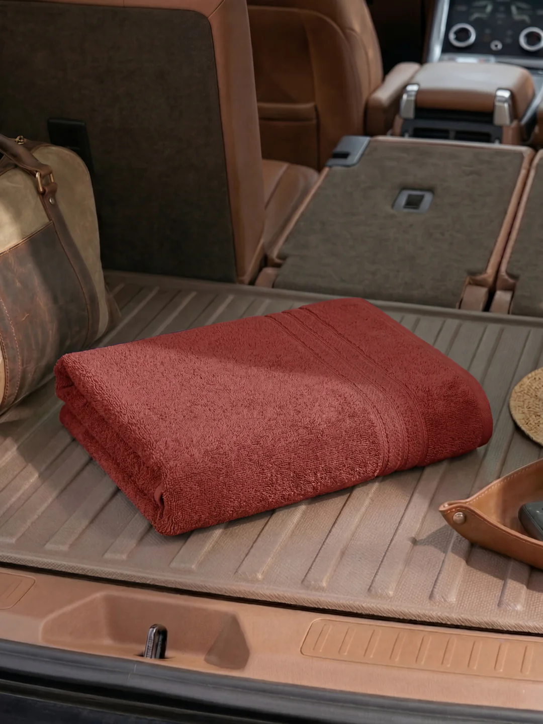 Red Pure Cotton Solid 340 GSM Car Towel 1 Piece (Soho Collection)