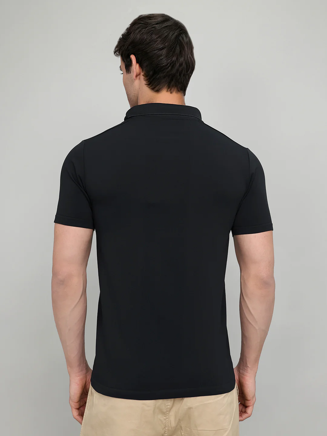 Rock.it Men Black Solid Collar Half Sleeve T-Shirt - Image 4