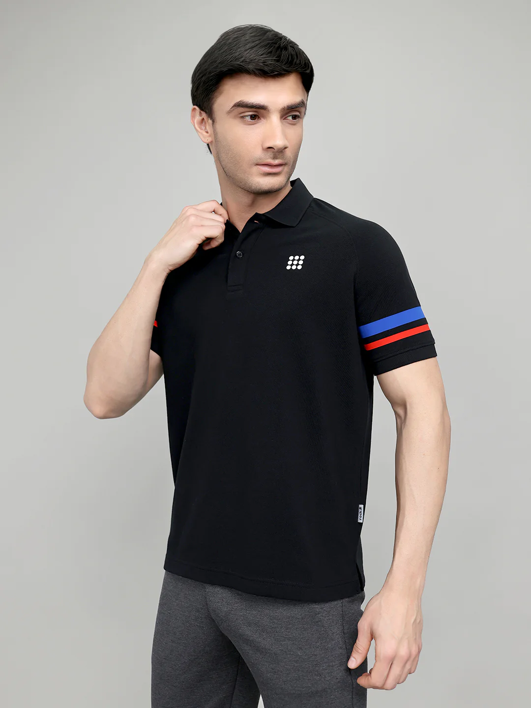 Rock.it Men Black Solid Collar Half Sleeve T-Shirt - Image 2