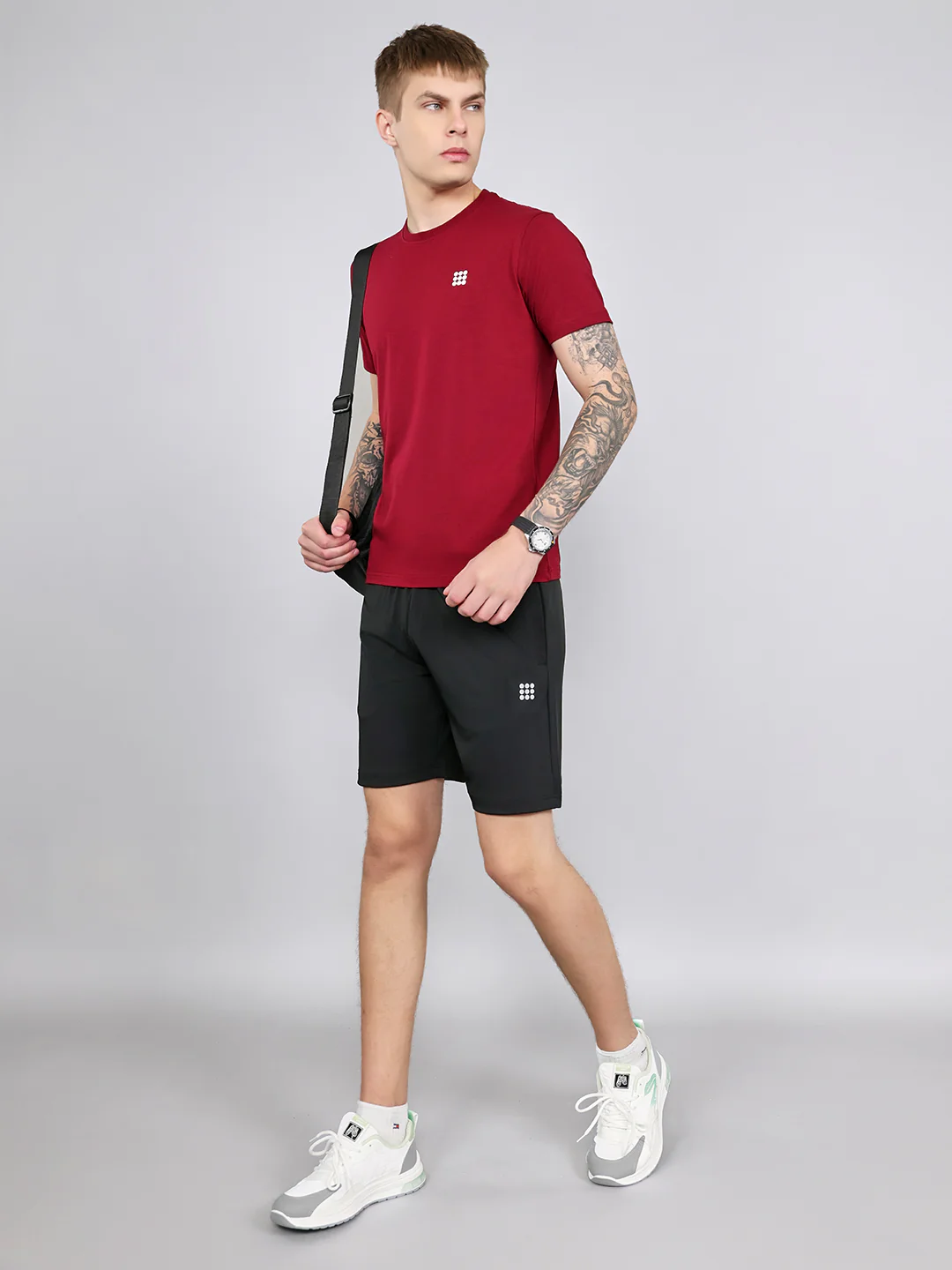 Rock.it Men Black Solid Regular Fit Shorts - Image 7