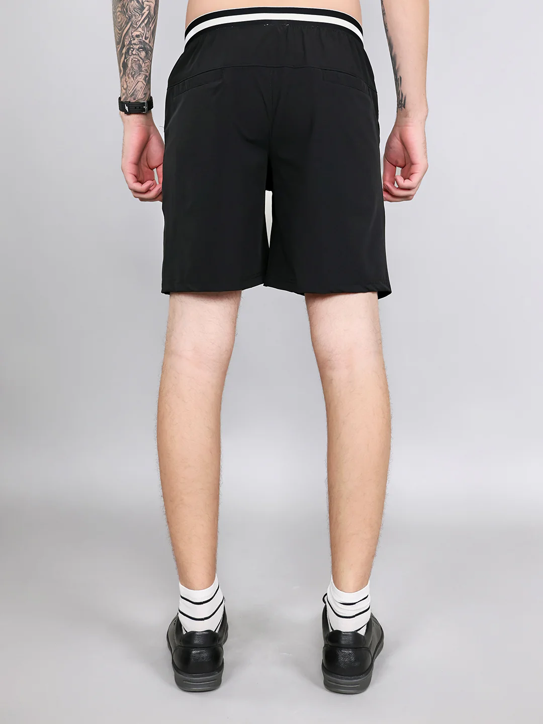 Rock.it Men Black Solid Regular Fit Shorts - Image 4
