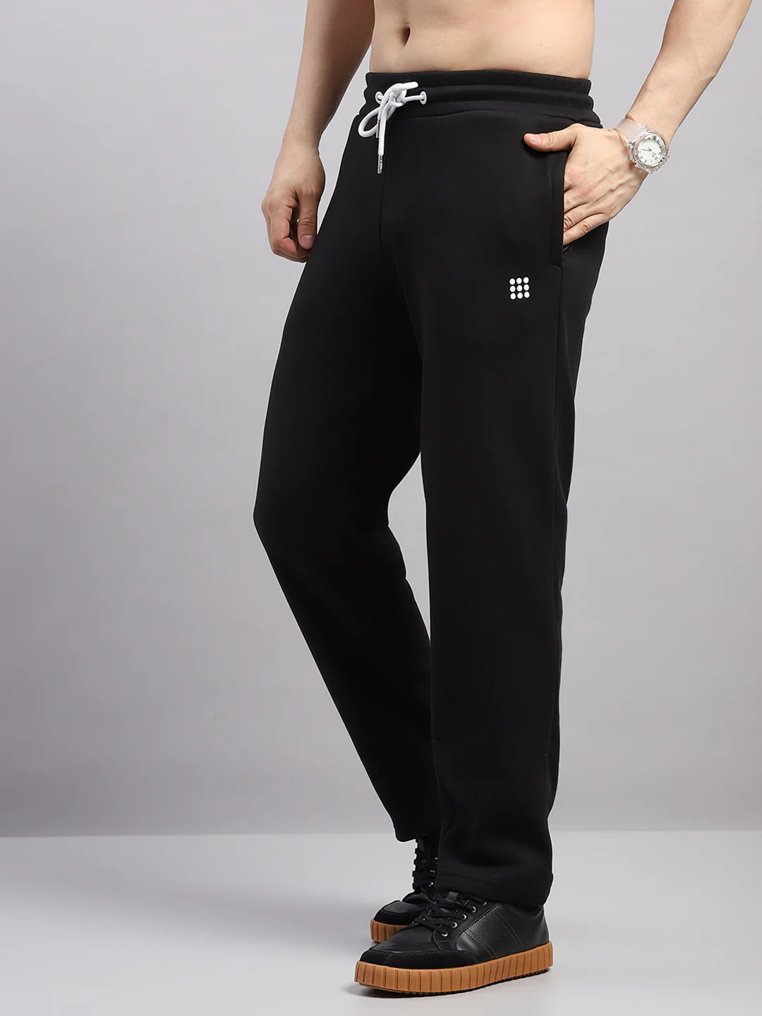 Rock.it Men Black Solid Round Neck Full Sleeve Winter Tracksuit - Image 8