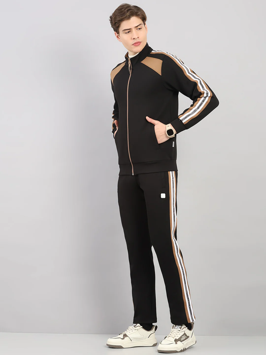 Rock.it Men Black Solid Round Neck Sleeveless Winter Tracksuit - Image 3