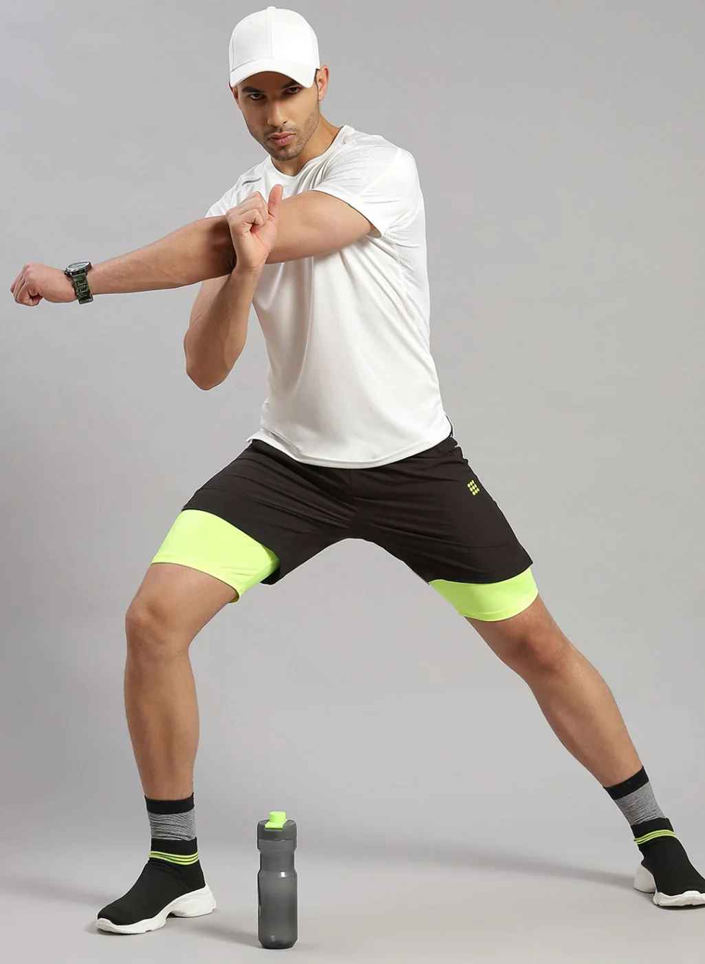 Rock.it Men Black Solid Short - Image 2