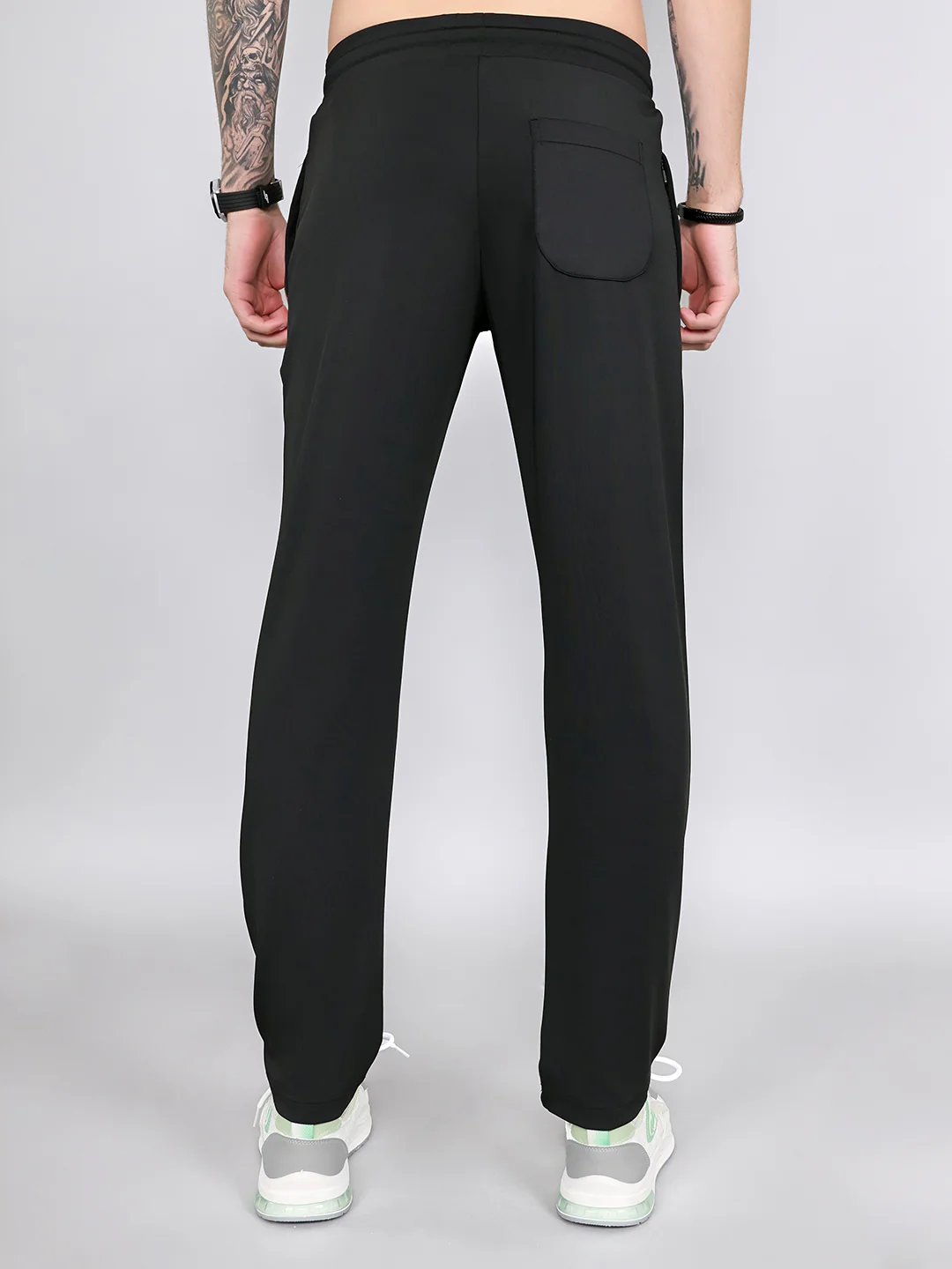 Rock.it Men Black Solid Smart Fit Lower - Image 4