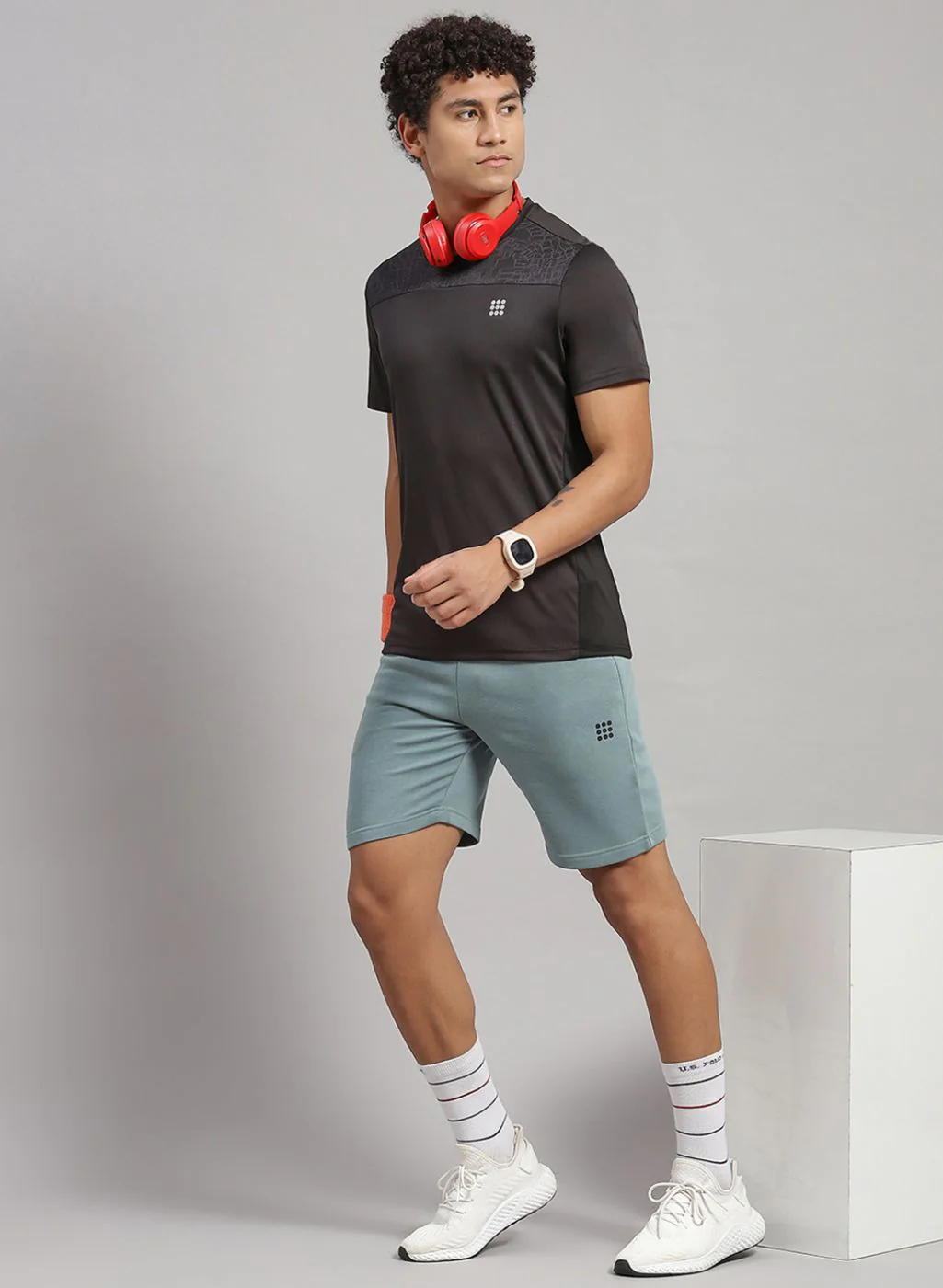 Rock.it Men Black Solid T-Shirt - Image 5