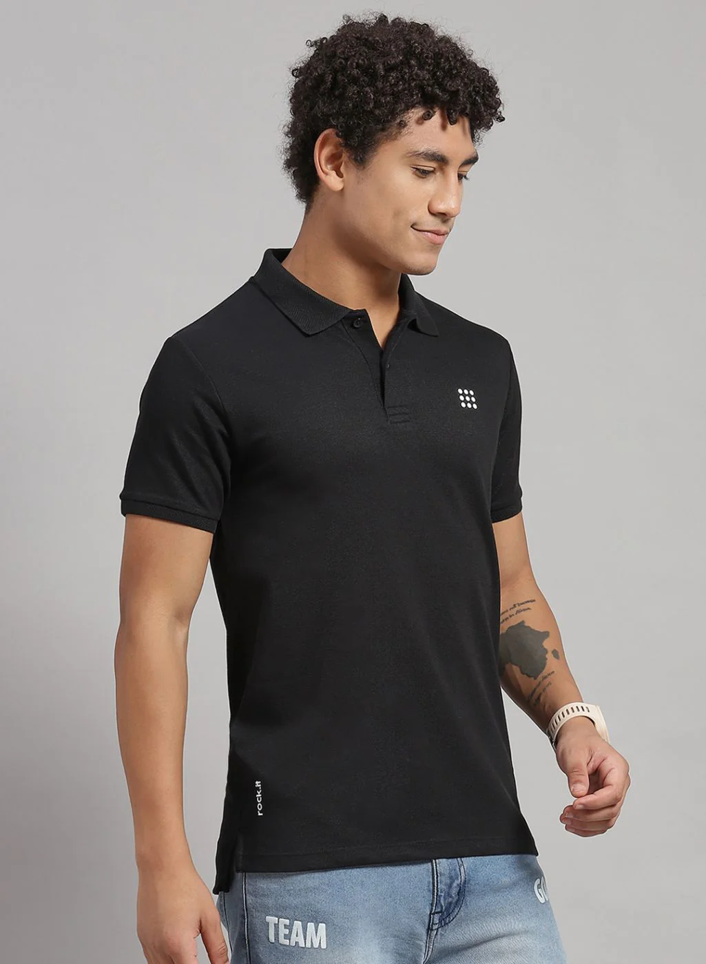 Rock.it Men Black Solid T-Shirt - Image 3