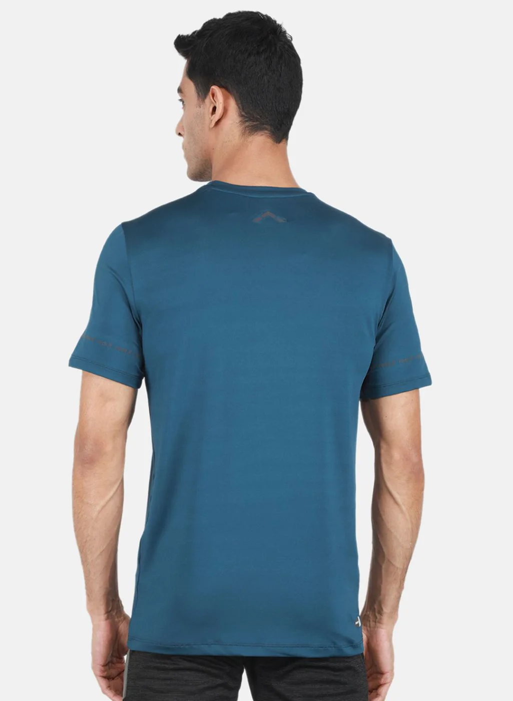 Rock.it Men Blue Solid T-Shirt - Image 3