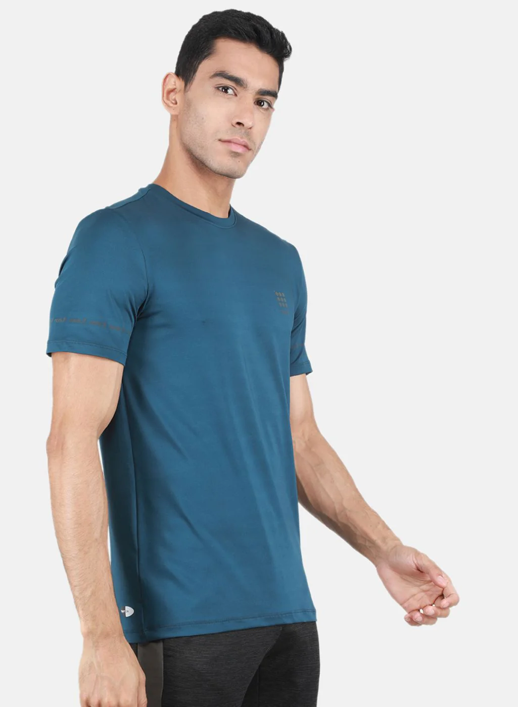 Rock.it Men Blue Solid T-Shirt - Image 6