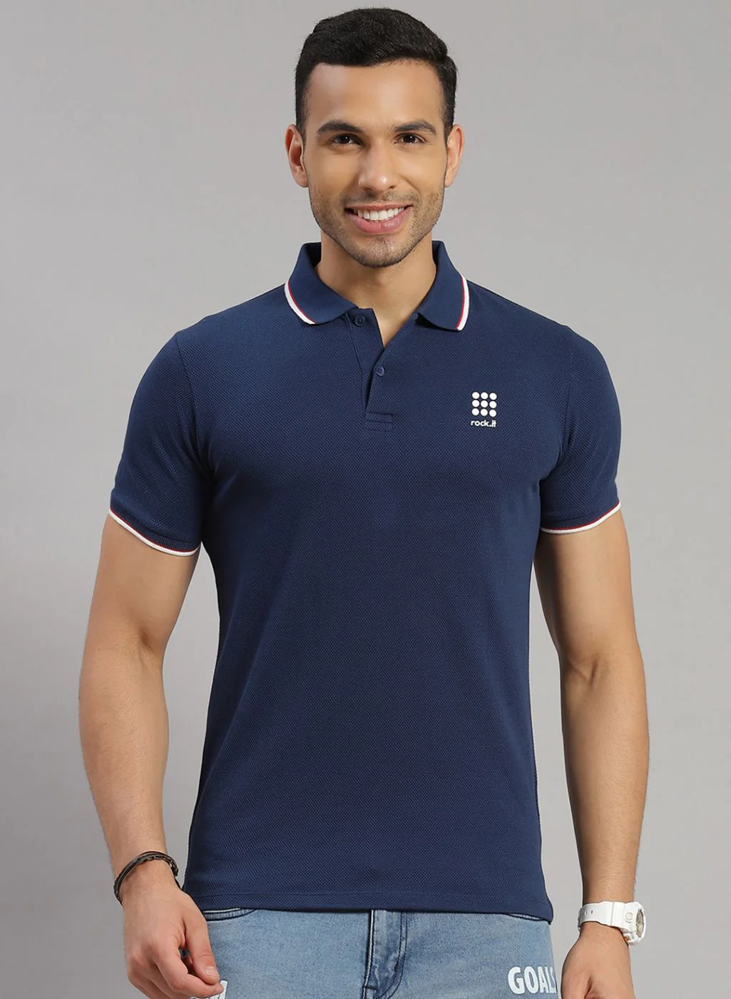 Rock.it Men Blue Solid T-Shirt - Image 2