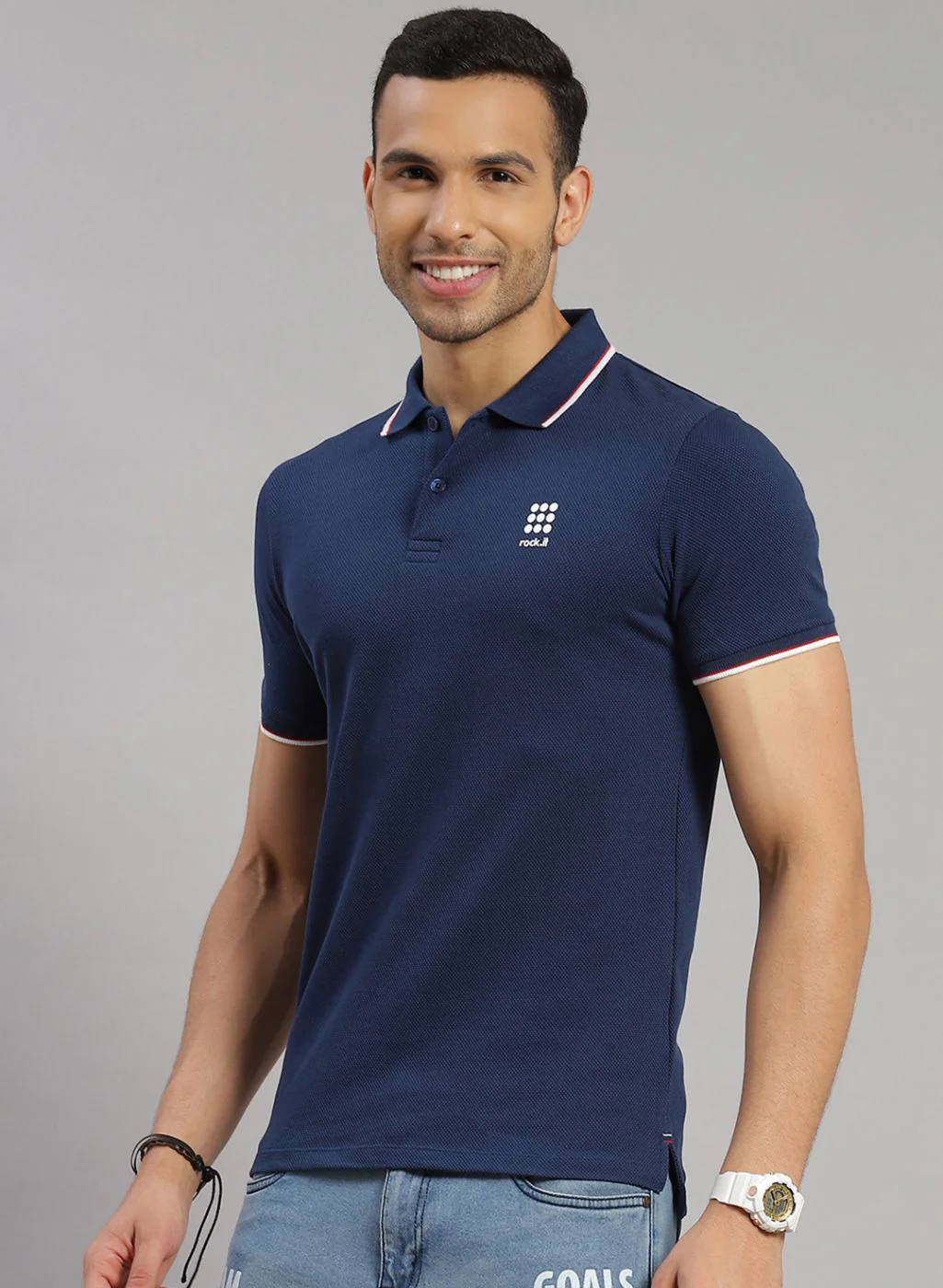 Rock.it Men Blue Solid T-Shirt - Image 3