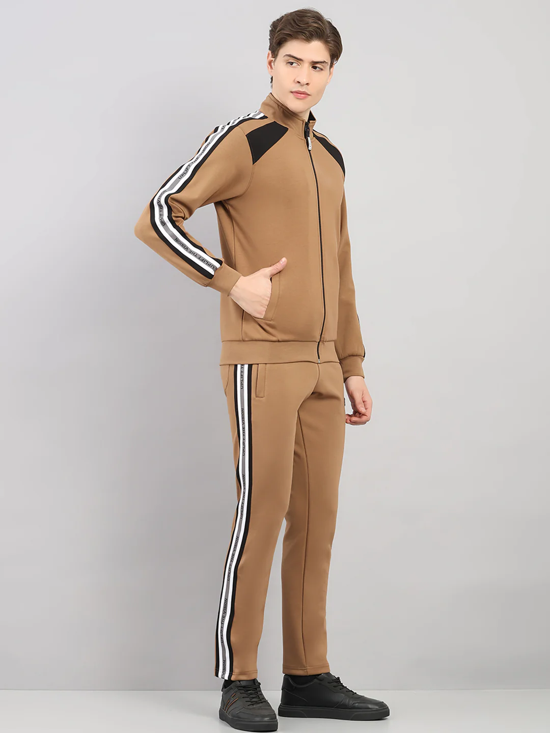 Rock.it Men Camel Brown Solid Round Neck Sleeveless Winter Tracksuit - Image 4