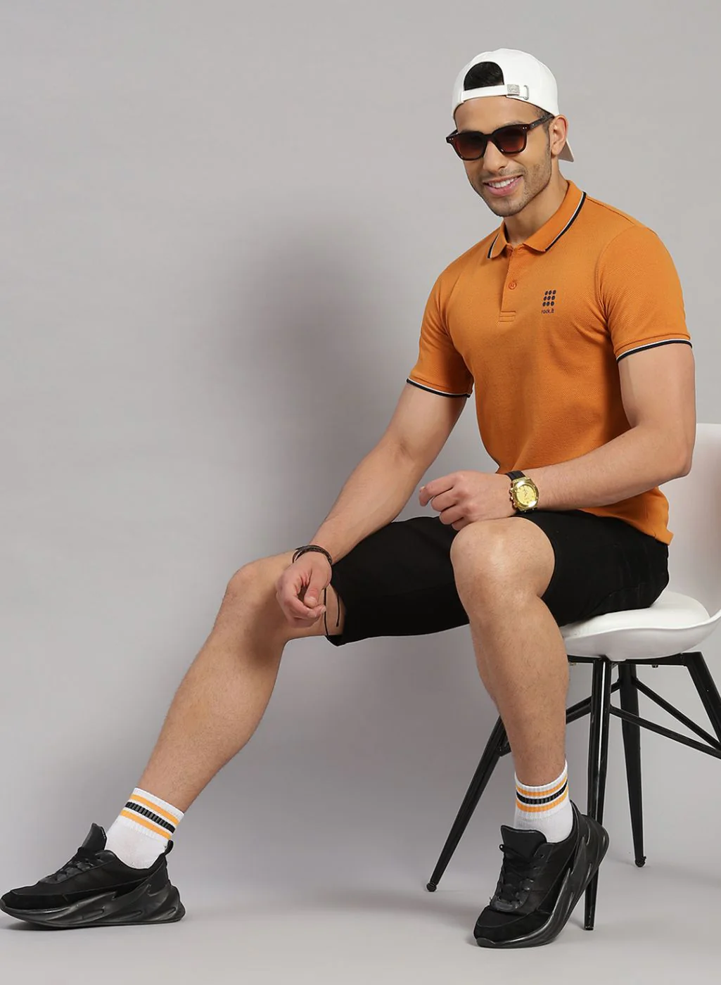 Rock.it Men Camel Brown Solid T-Shirt