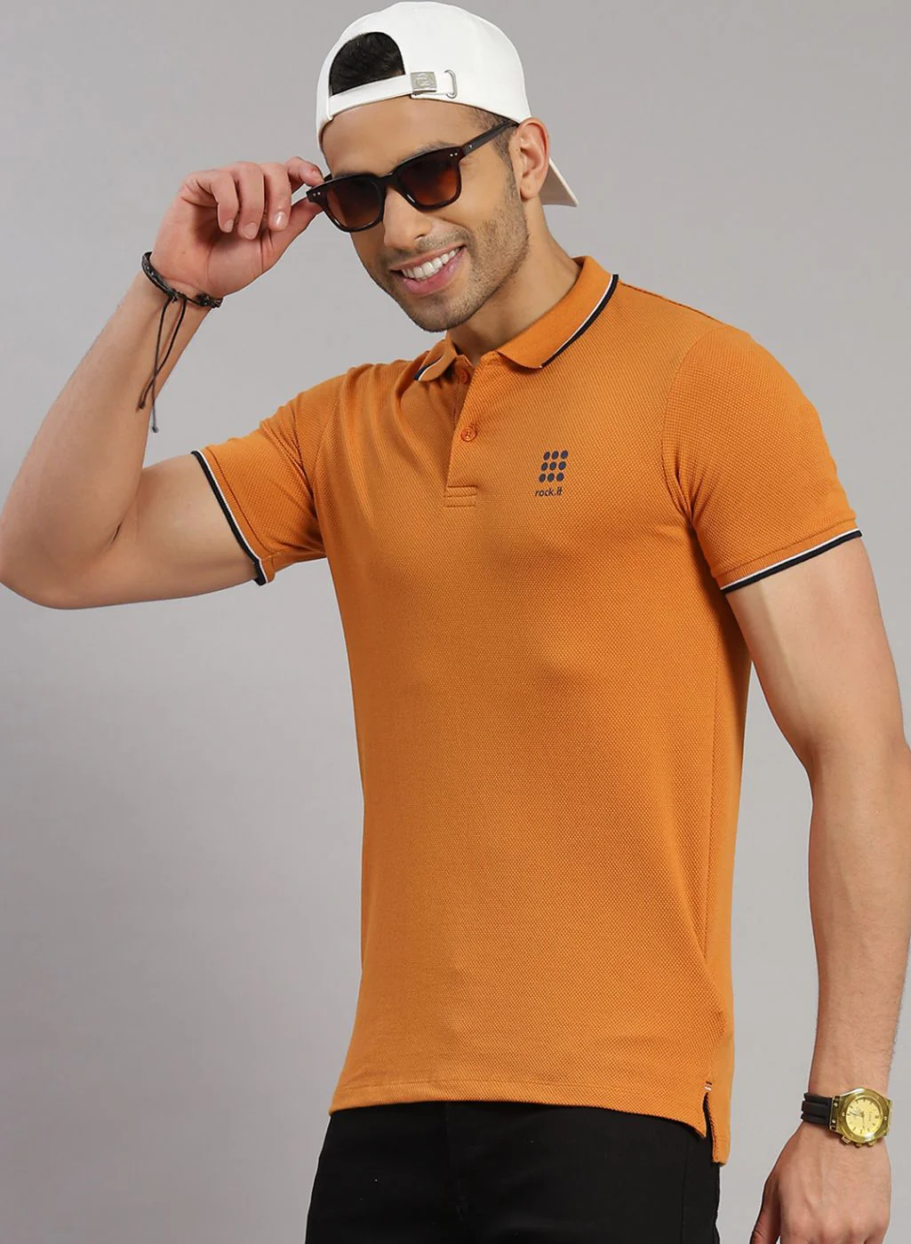 Rock.it Men Camel Brown Solid T-Shirt - Image 3