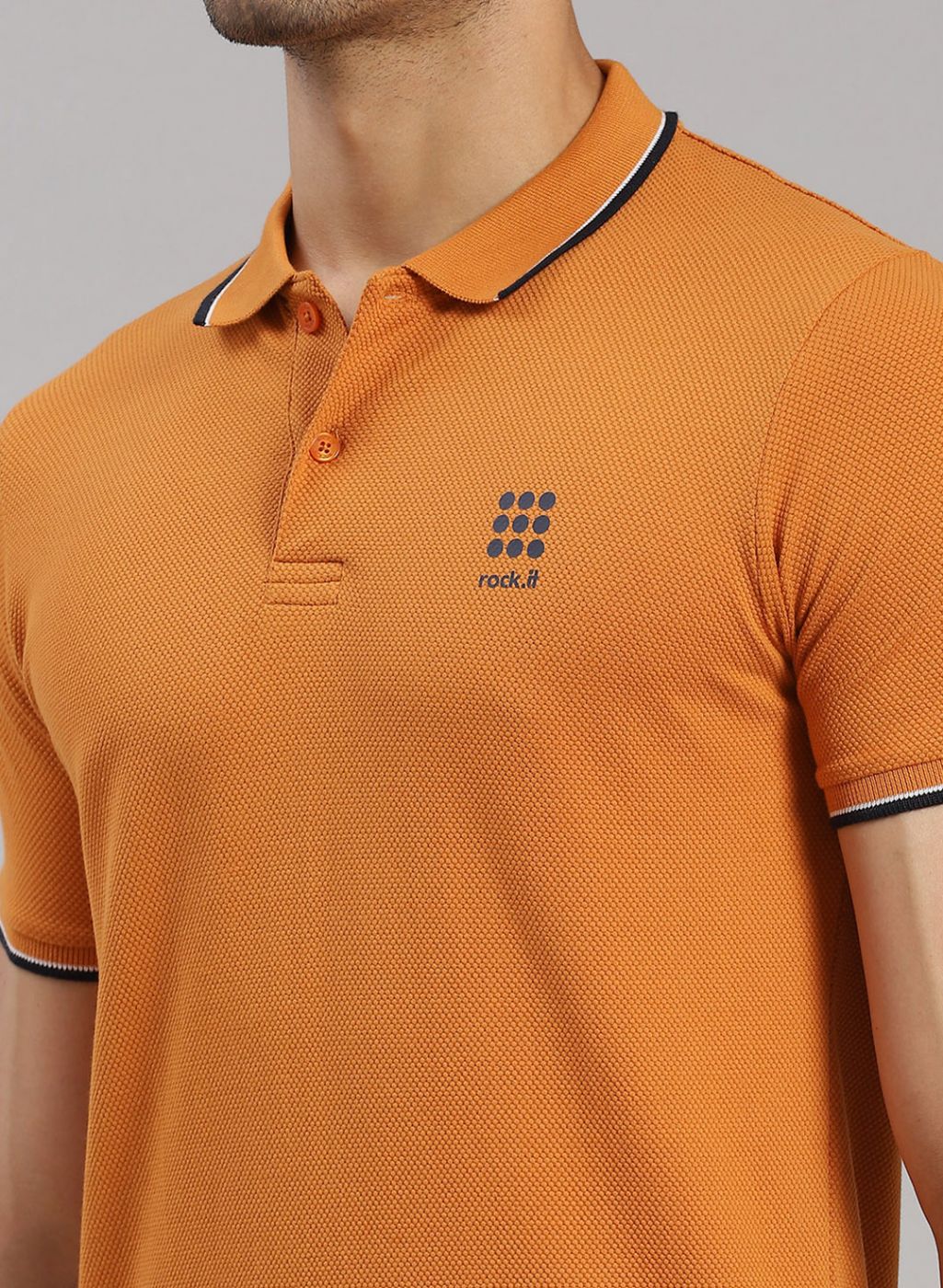 Rock.it Men Camel Brown Solid T-Shirt - Image 6