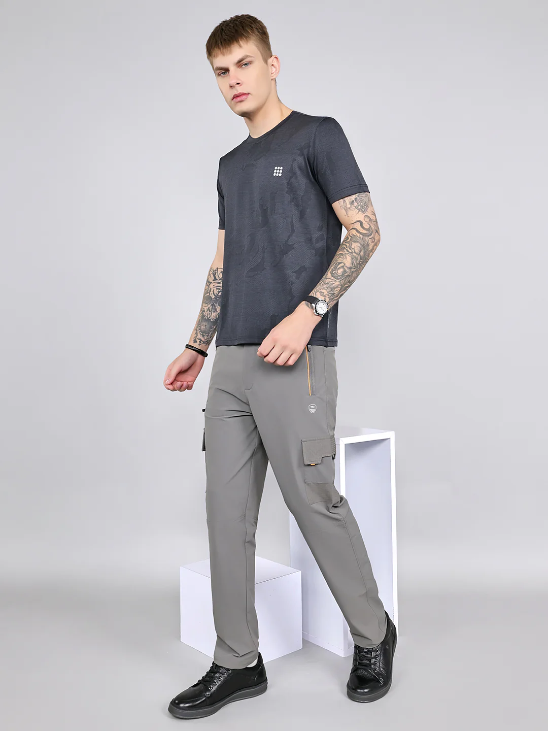 Rock.it Men Charcoal Solid Round Neck Half Sleeve T-Shirt - Image 6