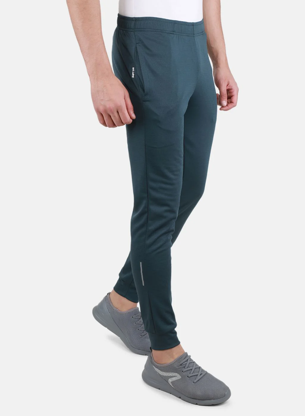Rock.it Men Green Regular Fit Jogger - Image 6