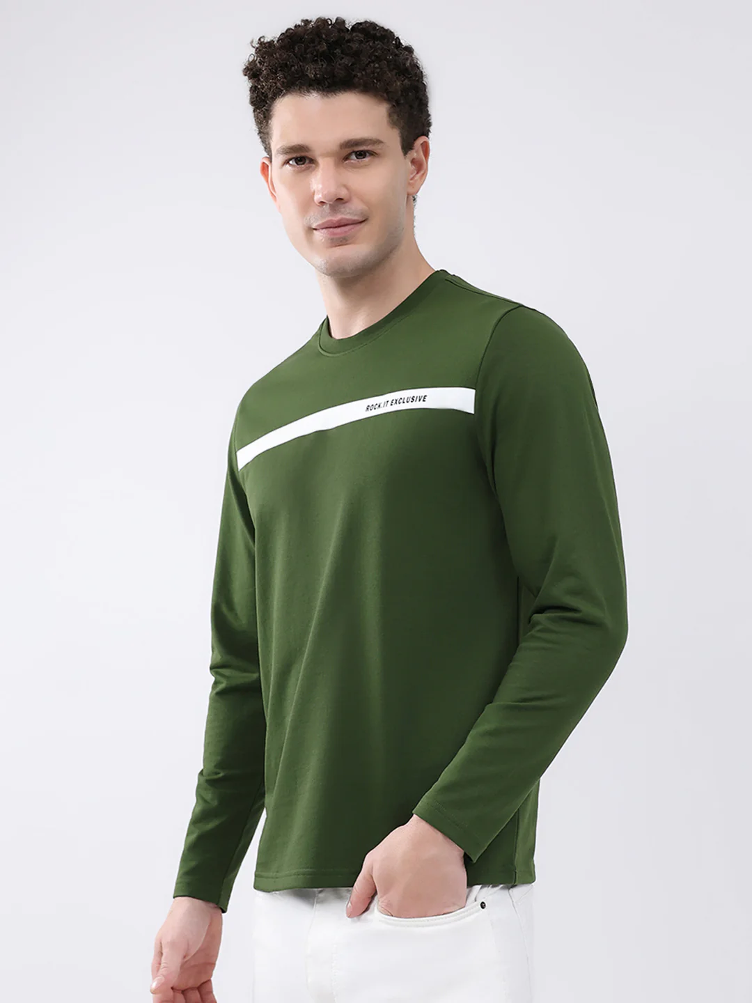 Rock.it Men Green Solid Round Neck Full Sleeve Winter T-Shirt - Image 3