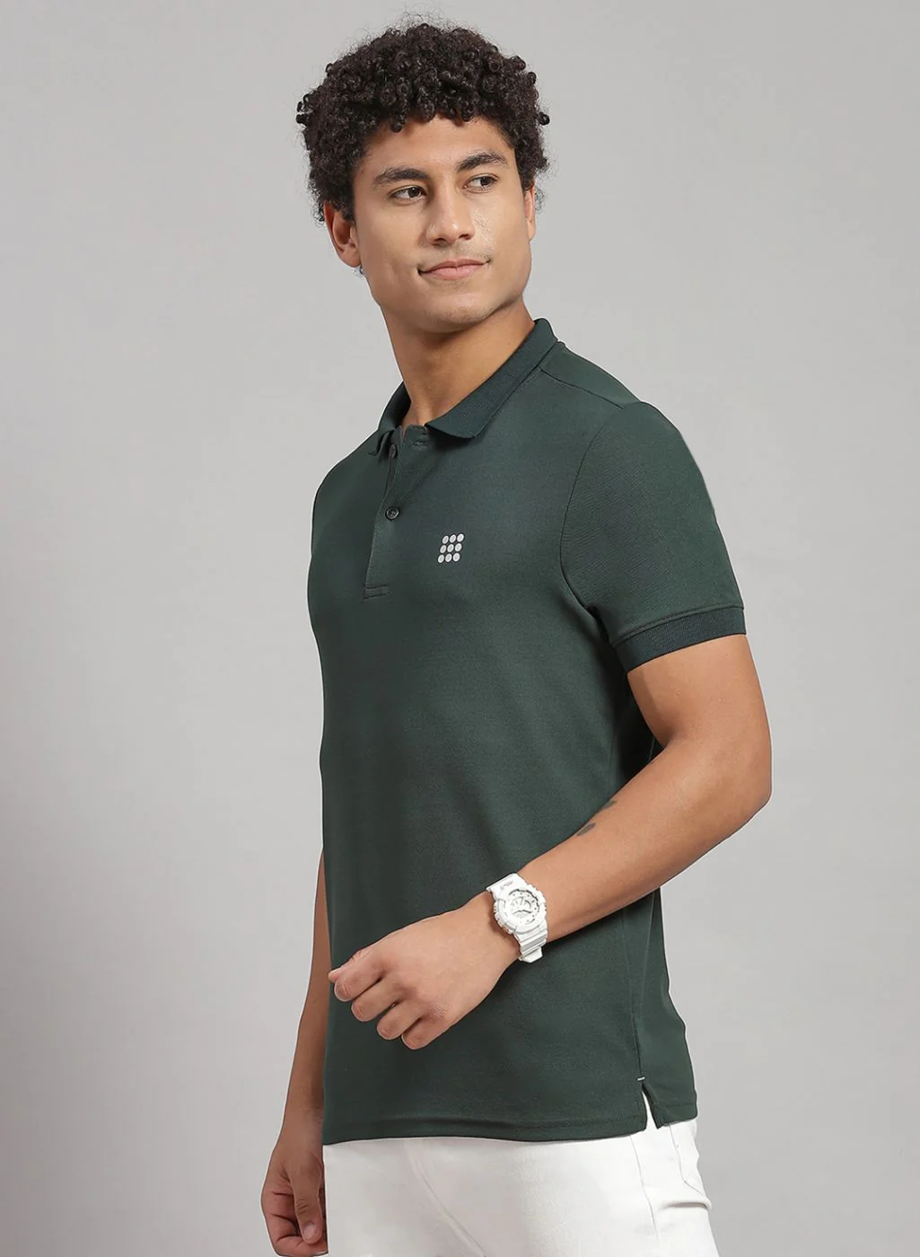Rock.it Men Green Solid T-Shirt - Image 2