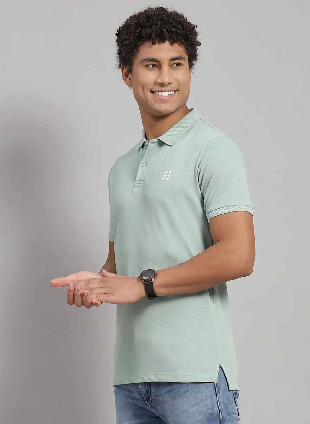 Rock.it Men Green Solid T-Shirt - Image 2