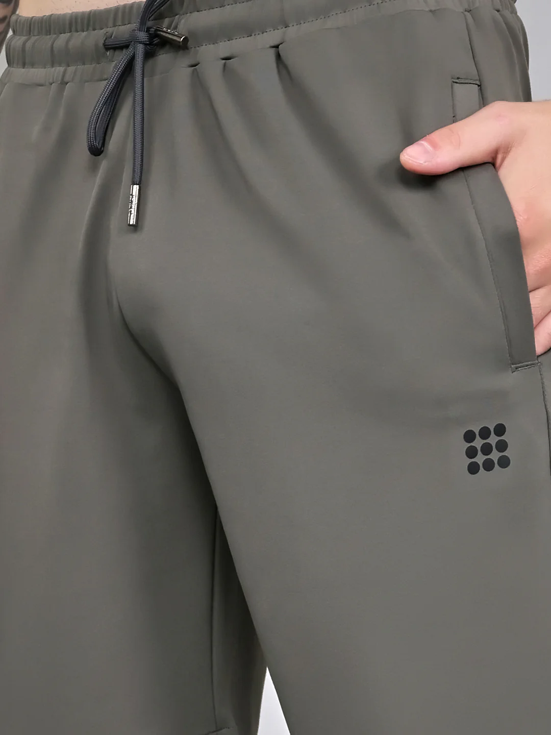 Rock.it Men Grey Solid Regular Fit Shorts - Image 5