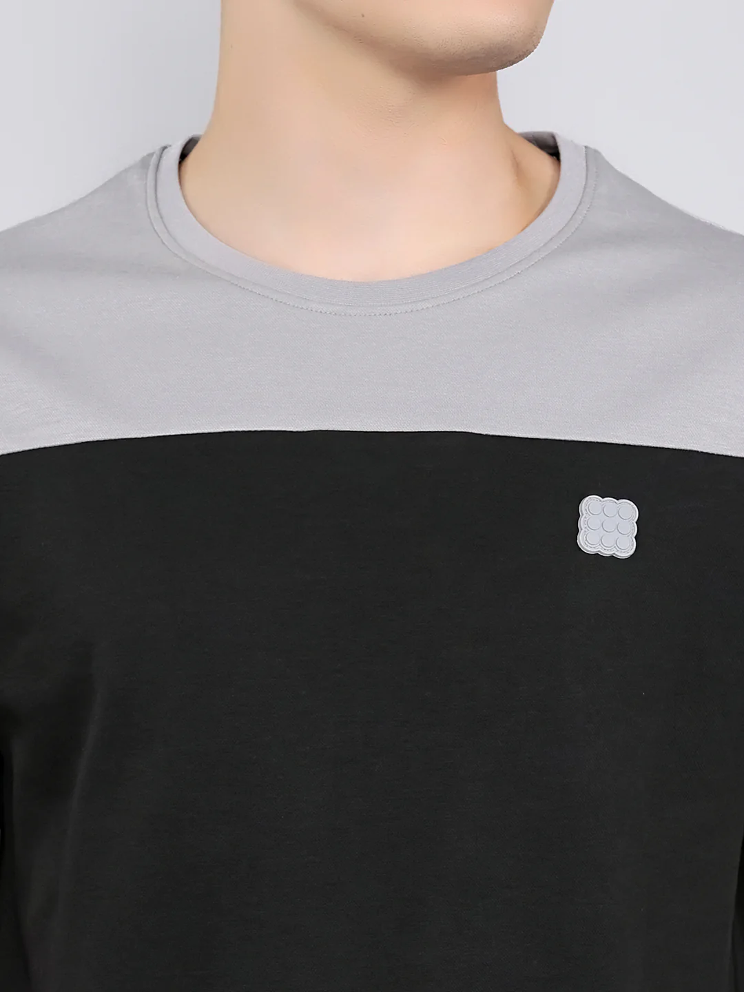 Rock.it Men Grey Solid Round Neck Half Sleeve T-Shirt - Image 5