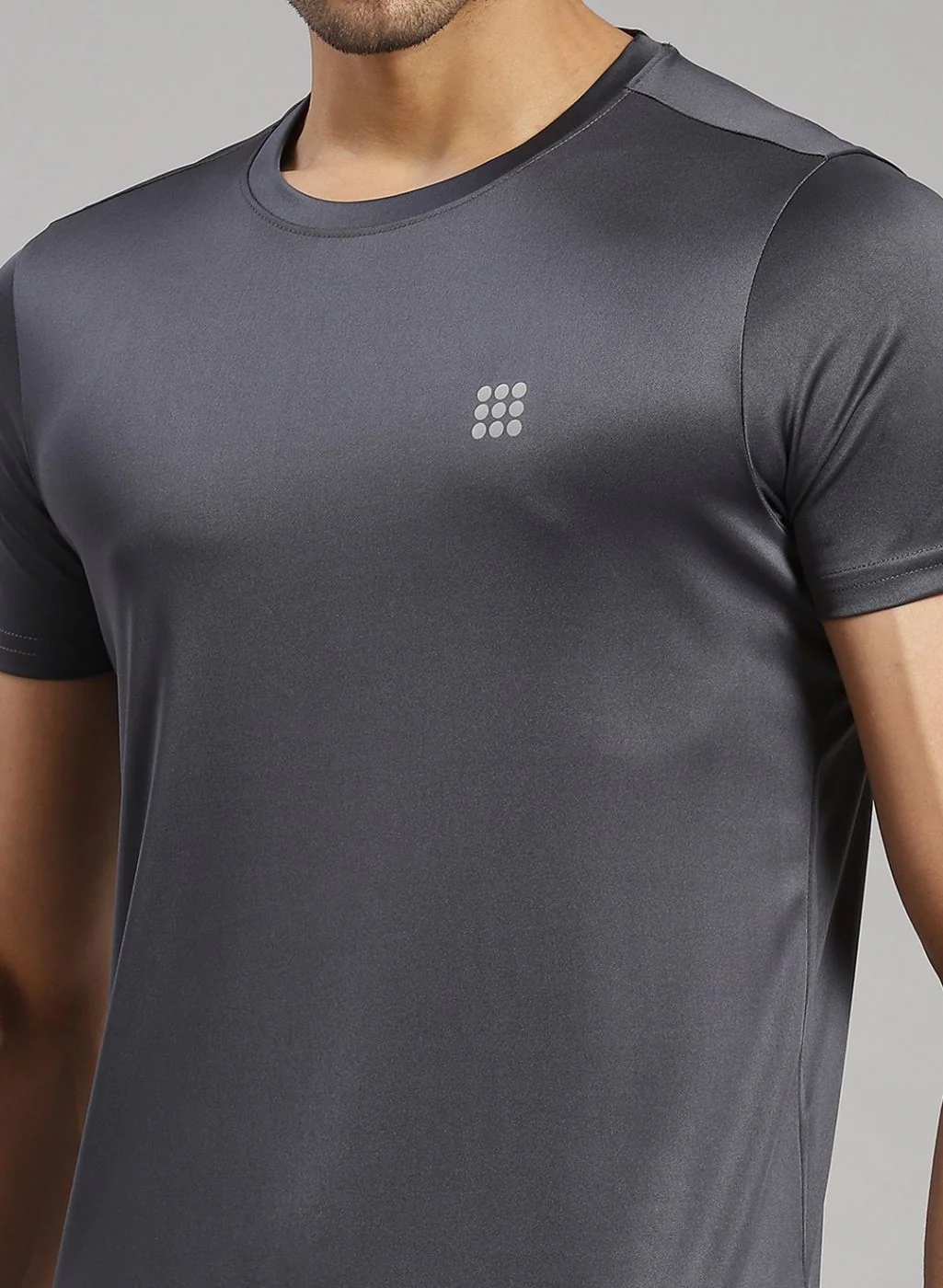 Rock.it Men Grey Solid T-Shirt - Image 6